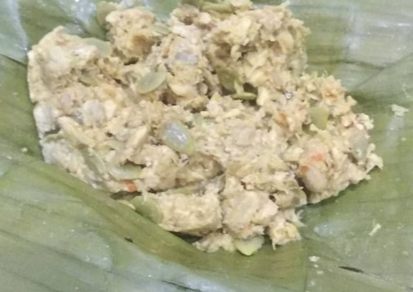 Botok lamtoro tahu tempe