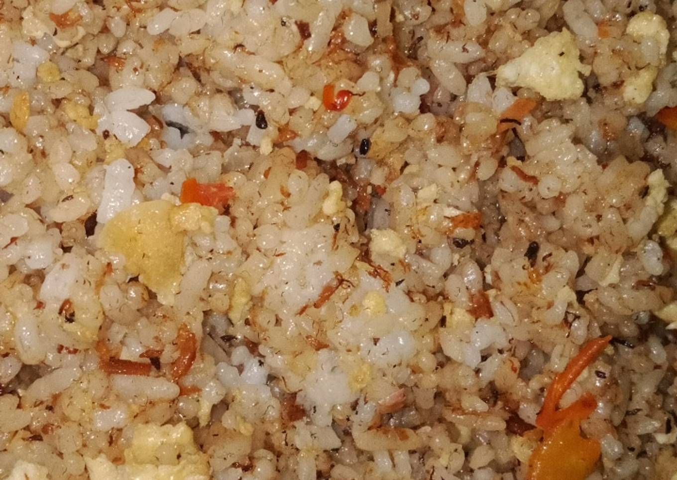 Nasi goreng abon tongkol