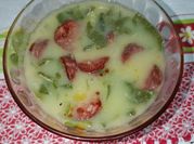 Une photo de glaçon de bouillon