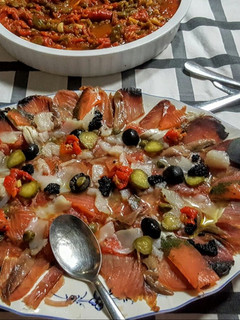 Una foto de Ensalada de salazones