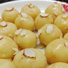 A picture of Malai Ladoo.
