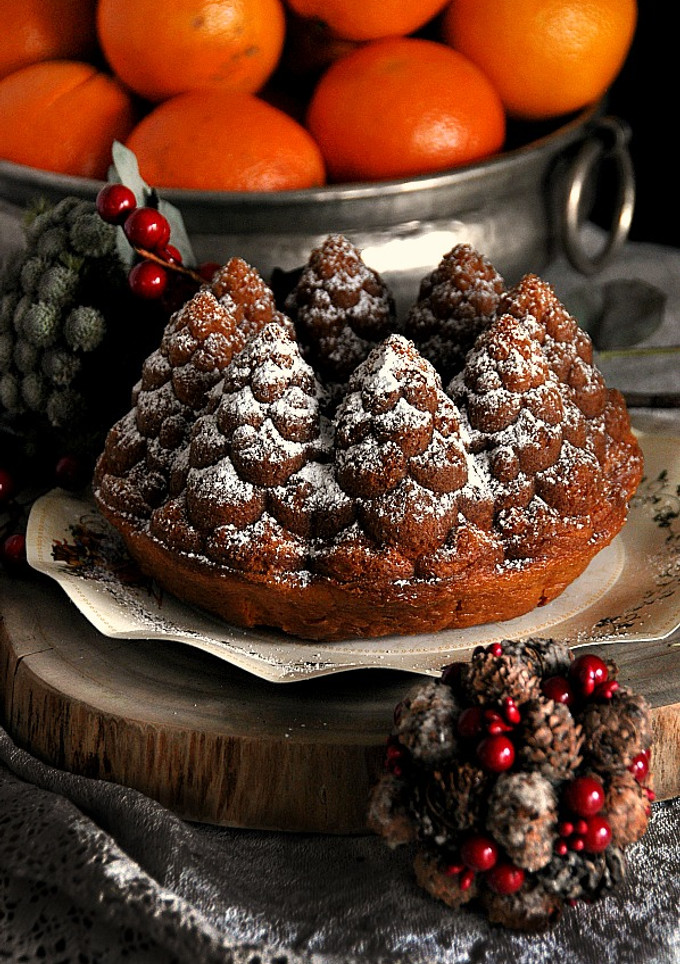 Una foto de Bundt cake esponjoso de naranja