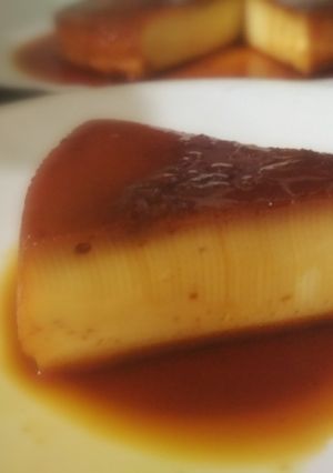 A picture of Flan or Caramel Egg Pudding.