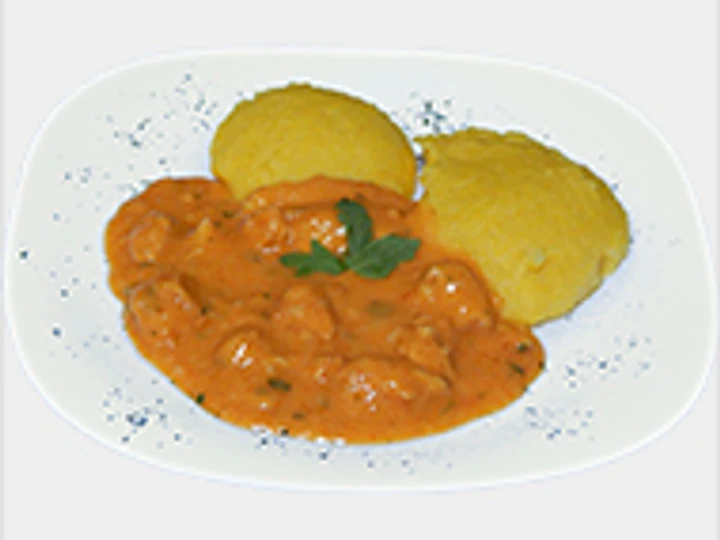 Easy Steps to Make Chicken Paprikash on Polenta which Delicious