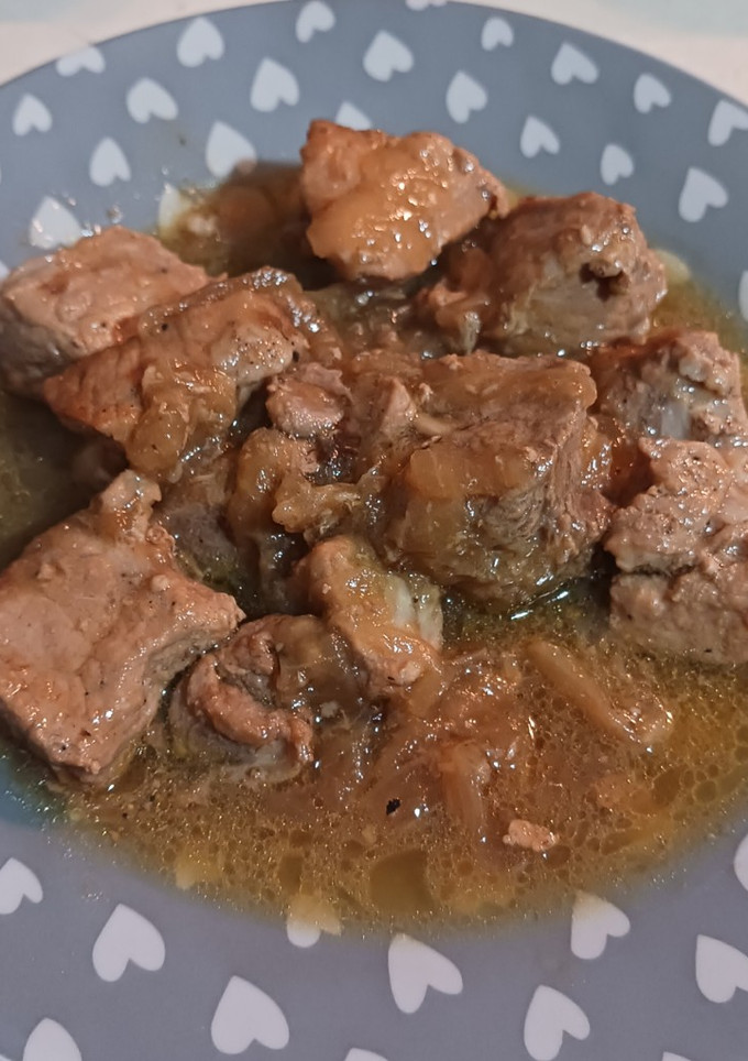 Una foto de Carne en salsa
