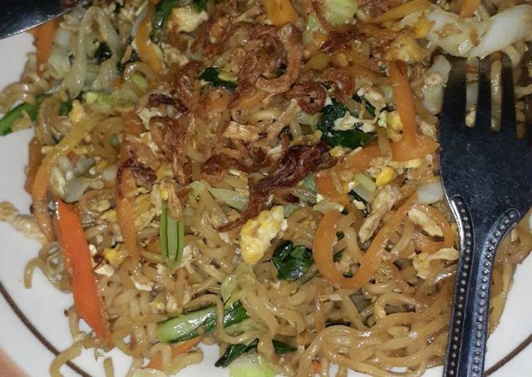 Cara Menyiapkan Mi Goreng yang Lezat Sekali