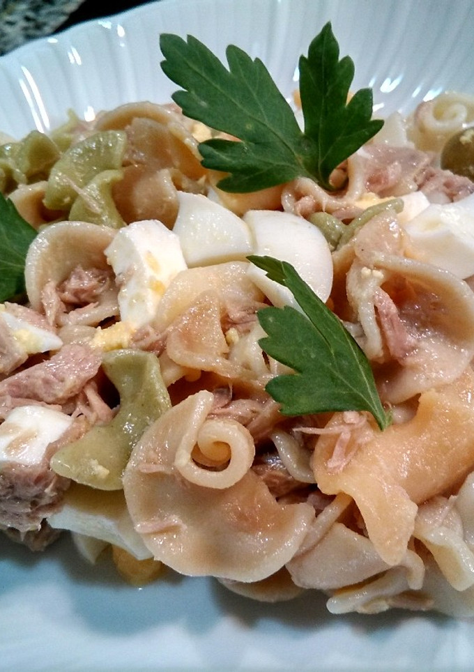 Una foto de Ensalada de Pasta de Flores