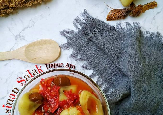 Bagaimana Menyiapkan Asinan Salak Anti Gagal