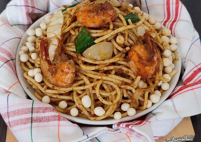 Spaghetti Bumbu Rendang (Daur Ulang dari Bumbu Daging Rendang)