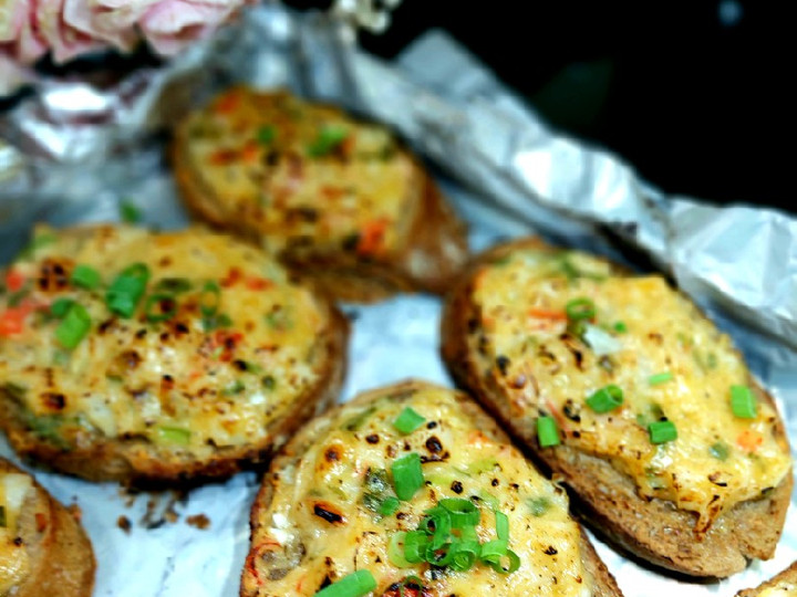 Langkah Mudah untuk Menyiapkan 249. Spicy Kani Toast Anti Gagal