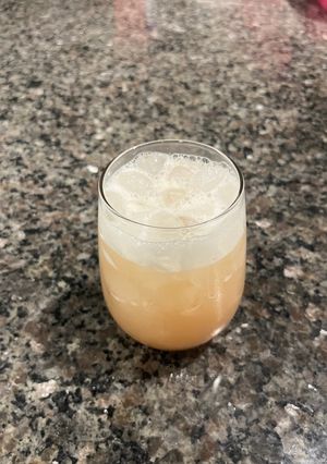 A picture of Whiskey Sour.