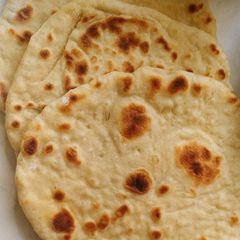 A picture of Greek Pita bread.