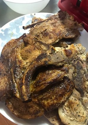Una foto de Chuletas de cerdo sabor clásico