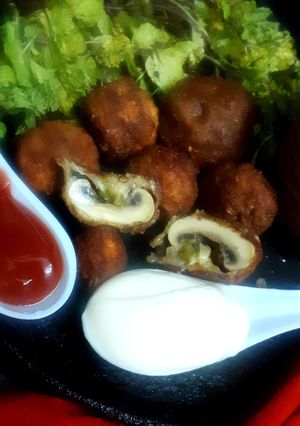 A picture of Stuffed mushroom pakoda.
