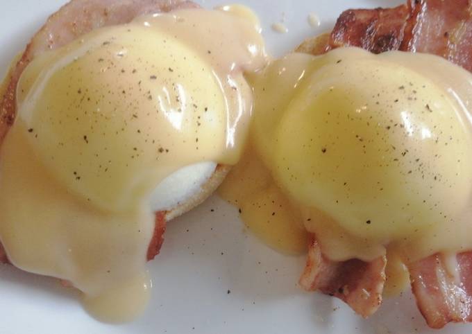 Easiest Way to Prepare Perfect Eggs Benedict