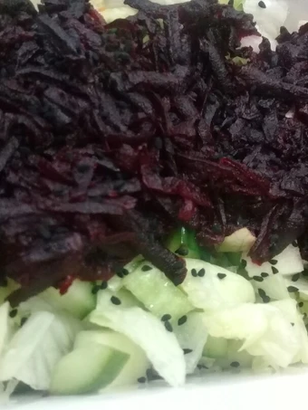 Easy Way Prepare Recipe Green salad with beet root that is Can Pamper Your Tongue, Tasty}