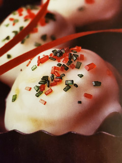 A picture of Almond Sweets.