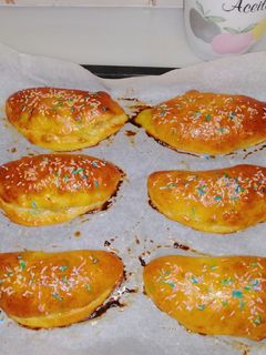 Una foto de Pastizos con masa de mona!