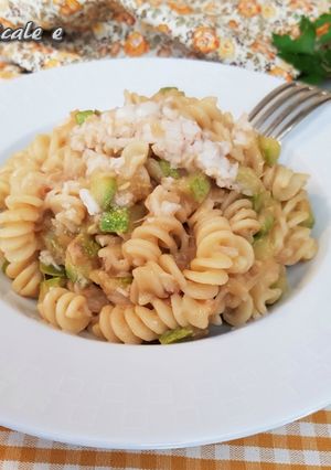 Foto di Fusilli con cicale e zucchini