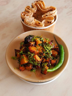 પમ્પકીન નું શાક (pumpkin nu shaak recipe in Gujarati) રેસીપી મુખ્ય ફોટો