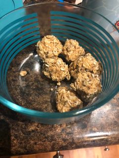 A picture of No bake energy “balls”.