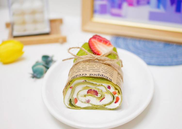 Matcha Towel Crepe Roll Cake