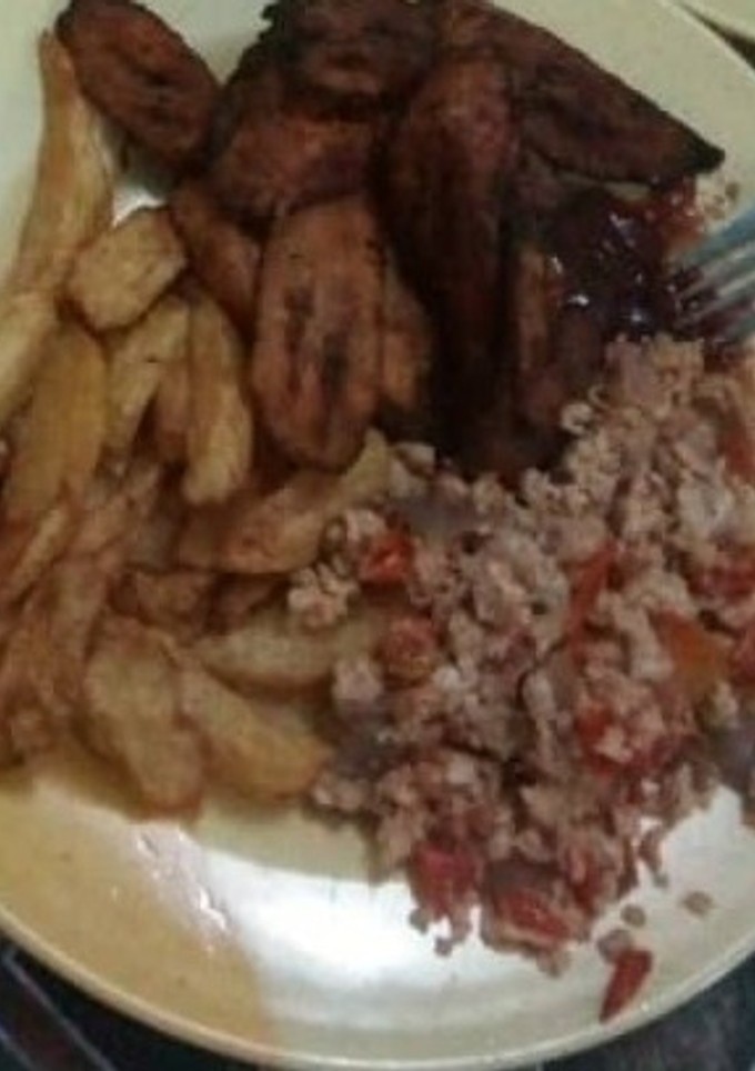 A picture of Aresh with plaintain.