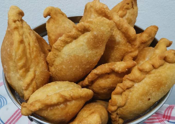 Resep Kulit Pastel Oleh Piyo Kitchen Cookpad