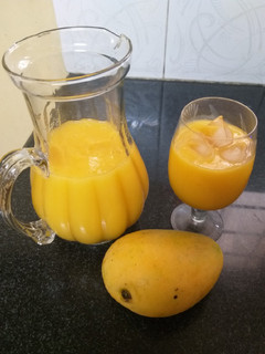 A picture of Mango juice.