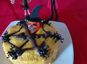 Una foto de torta merengue manjar