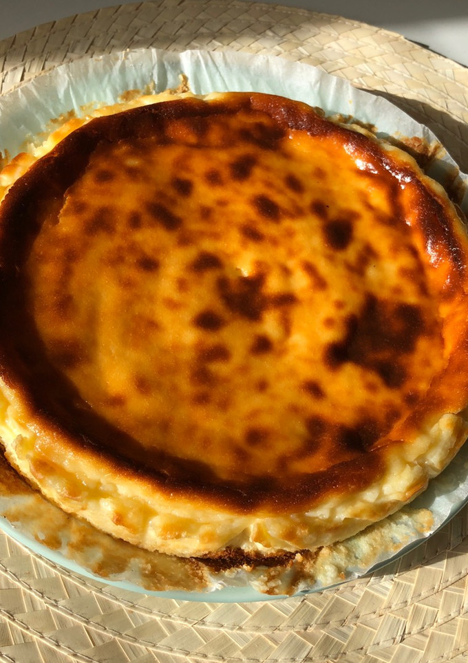 Una foto de Tarta de queso estilo “La Viña”