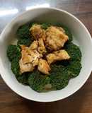 Cháo yến mạch ức gà nướng súp lơ xanh