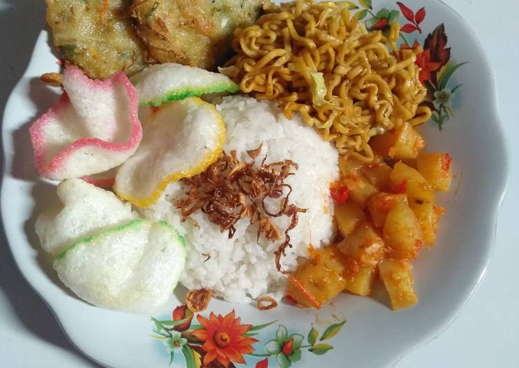 Resep Nasi Uduk (Rice oleh Dini Anggraini