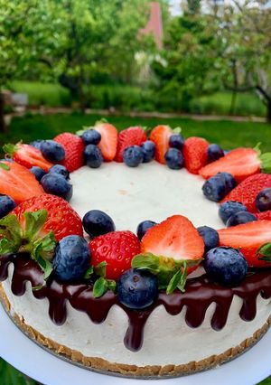 Fehércsokoládés Sajttorta 🍓sütés nélkül‼️ recept fotója