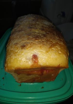 Una foto de Budín relleno con mermelada de ciruelas