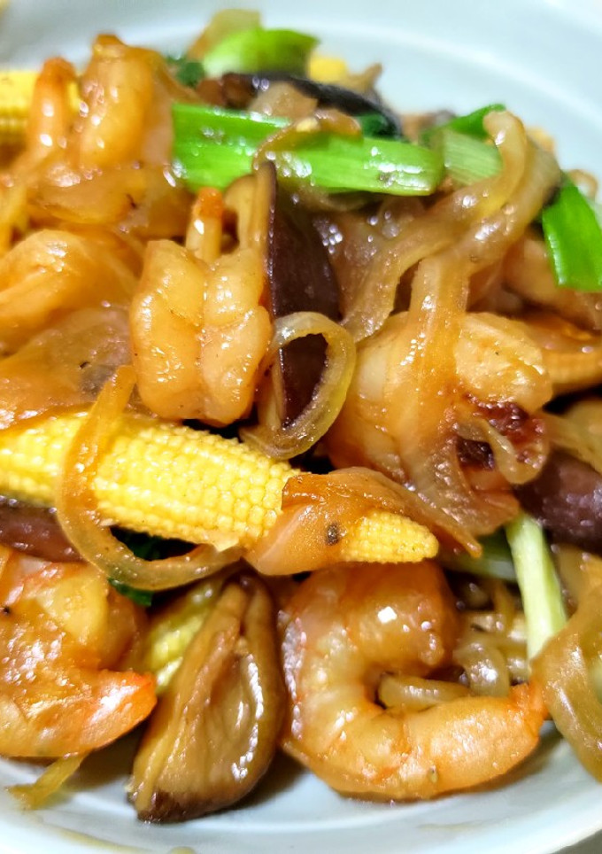 玉米筍炒鮮菇蝦仁 的食譜成品照片