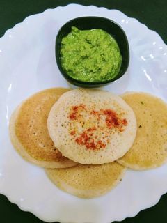 मिनी बटर दोसा (mini butter dosa recipe in marathi) रेसिपी चे मुख्य फोटो 