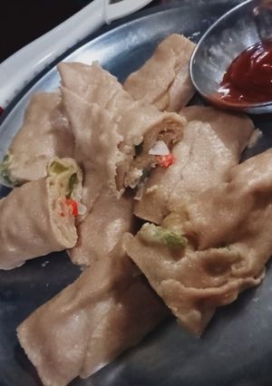 A picture of Vegetable spring roll.