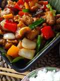 Stir-Fried Chicken with Cashew Nuts
