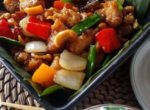 รูปของ ไก่ผัดเม็ดมะม่วง