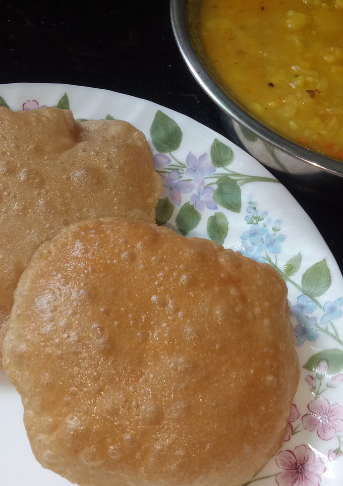 பூரி-உருளை கிழங்கு மசாலா செய்முறை முக்கிய புகைப்படம்