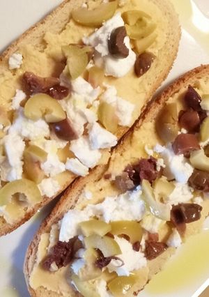 A picture of Bruschetta alla greca.