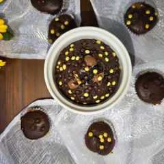 A picture of Chocolate Muffins with Nutella Filling.