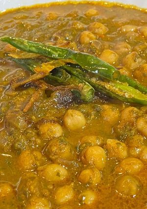 A picture of Spinach Channa Curry (Chickpea Curry).