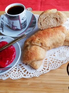 Kefires korpás kifli🌾🥐 recept fotója
