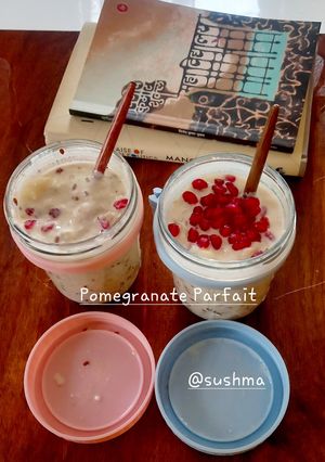 अनार पारफे (Pomegranate Parfait) रेसिपी मुख्य फोटो