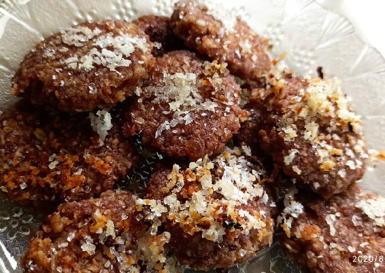 Recipe of Any-night-of-the-week Dates &amp; Oats No-Bake Cookies