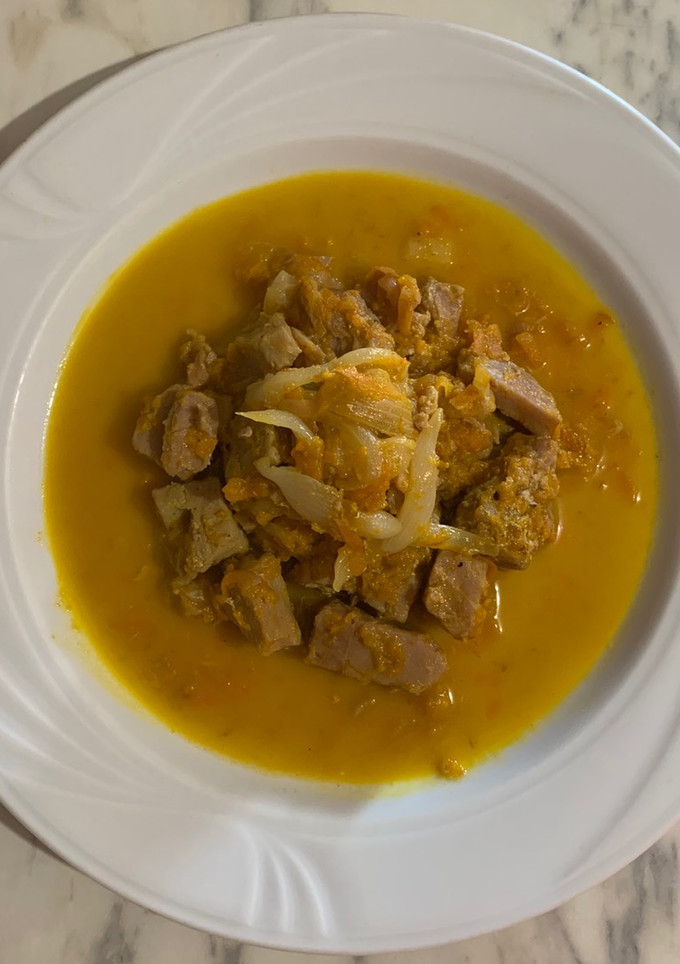 Una foto de Atún encebollado