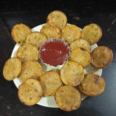 Veg Rava Appam/appe A picture of Veg Rava Appam/appe.