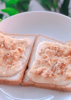 Hình của món Sandwich nhân phô mai tan chảy 🍞🍞.